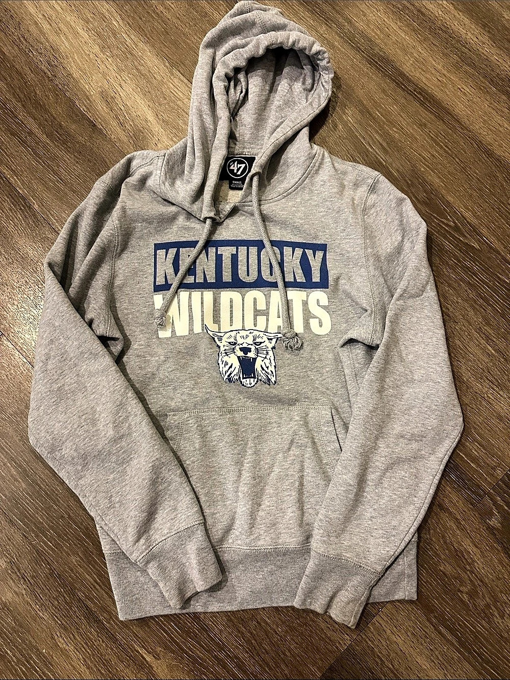 Kentucky Wildcats small gray hoodie